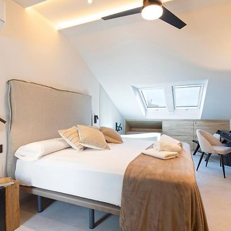 Magnificent Renovated 2Bd 2Bth Duplex With Terrace - City Centre Malaga Zewnętrze zdjęcie